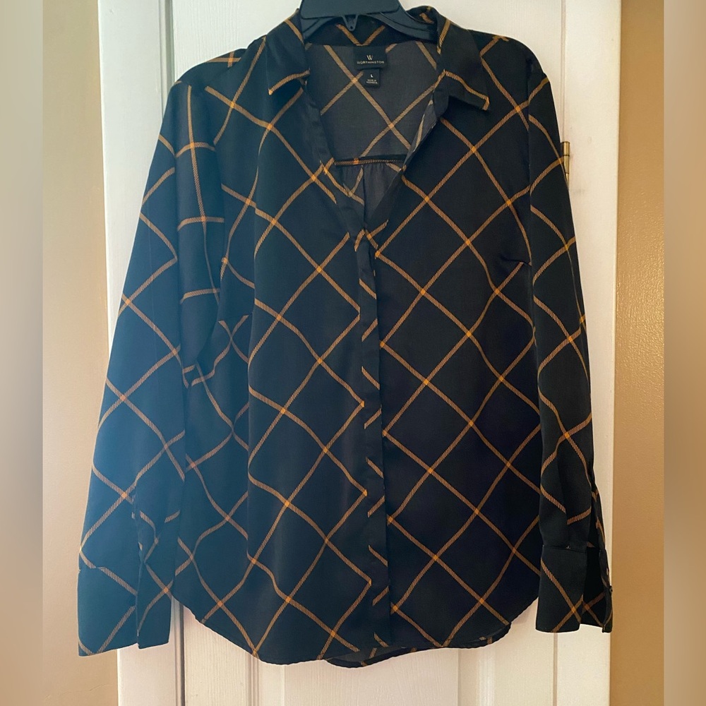 Womens Worthington Size Large Button Down *FINAL PRICE*